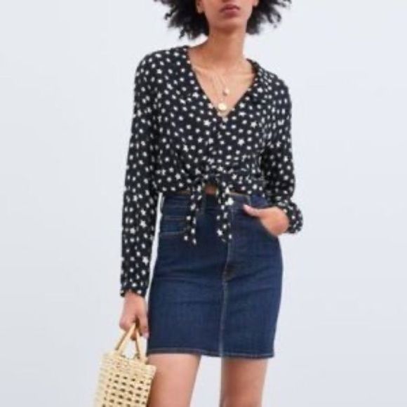 Zara top black and white stars button up tie bottom collar XL - Picture 1 of 5